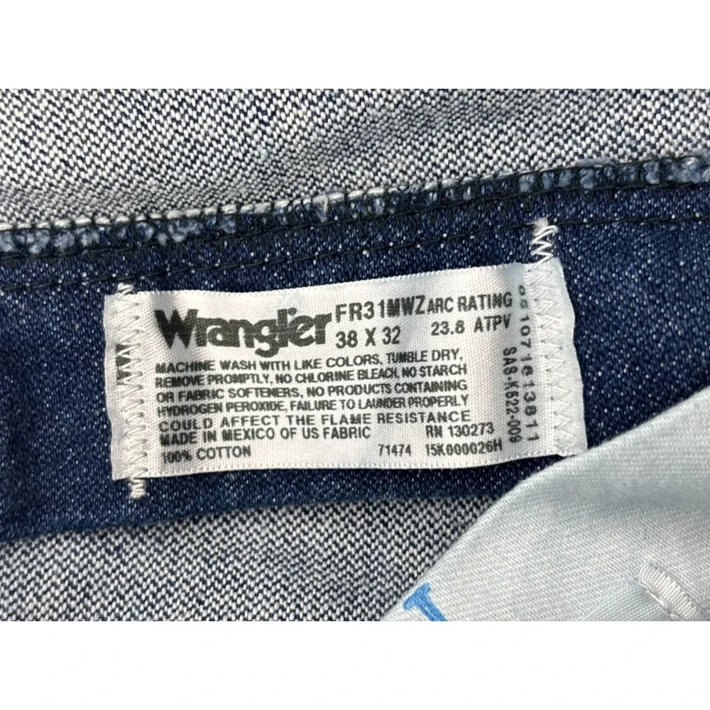 Wrangler FR Jeans Mens Blue Flame Resistant Relaxed Fit Workwear 38x32 NWOT